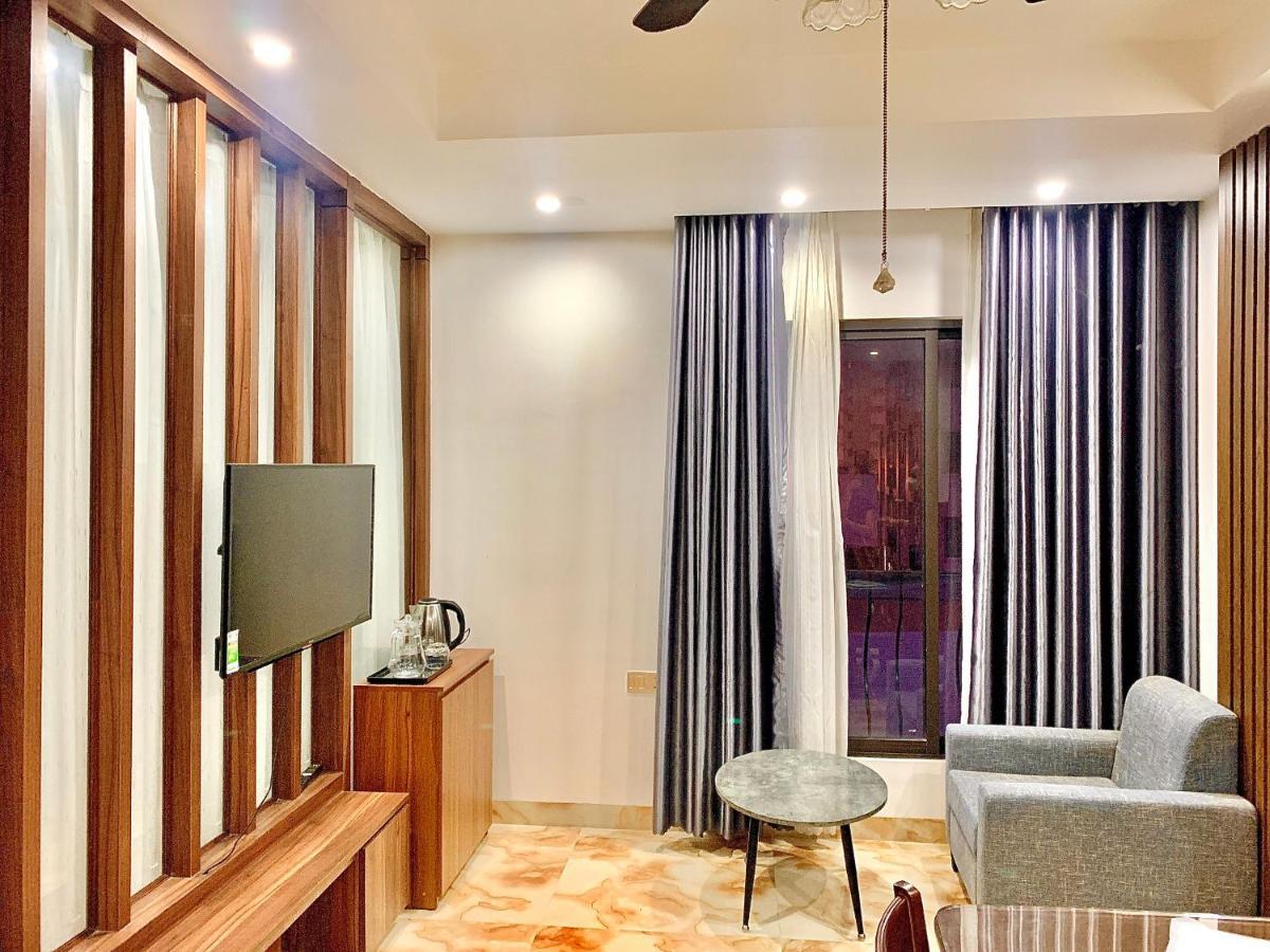 Royal Hotel & Apartment ダナン市 エクステリア 写真